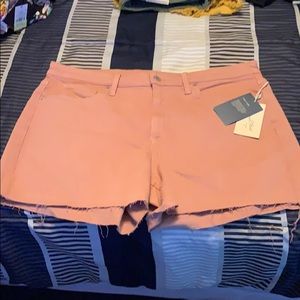 Universal thread midi shorts